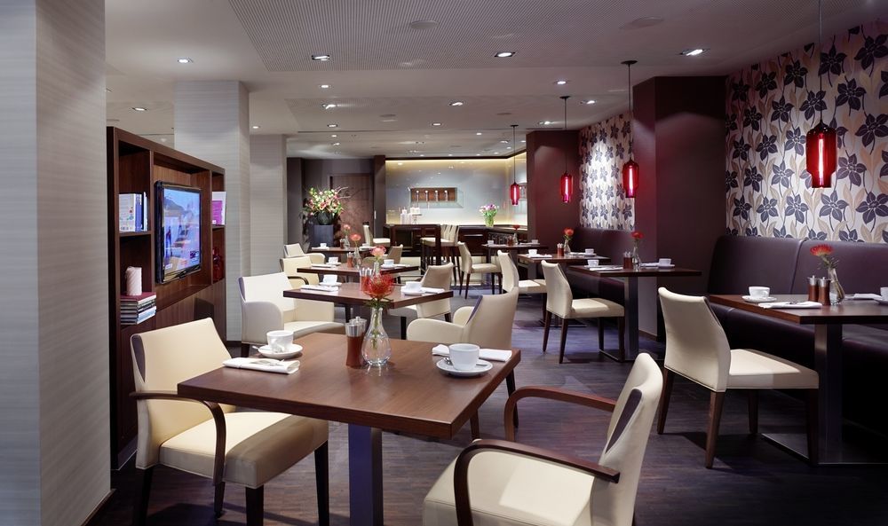 فندق ماريوت أمستردام المظهر الخارجي الصورة The interior of the lounge